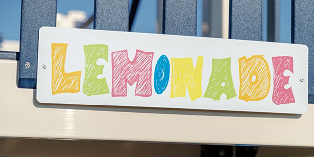 lemonade stand sign on creative playset lemonade stand sign