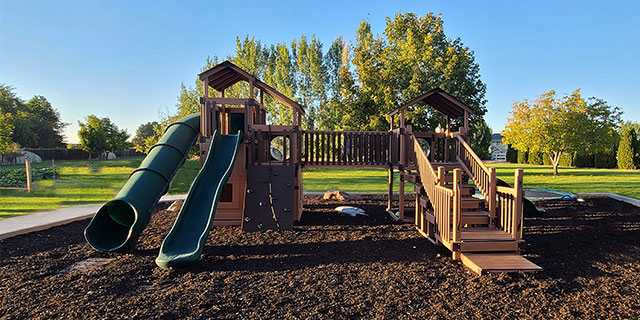 top rated vinyl play fort with woodgrain look top woodgrain swing sets